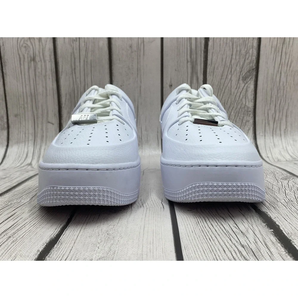 Nike‎ Women's Air Force 1 Sage Low 'Triple White' Size 12 AR5339-100 New
